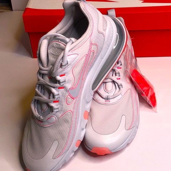 Nike Air Max 270 Special Edition Men Size 10 White & Pink Sneakers Running Shoes - Picture 2 of 6